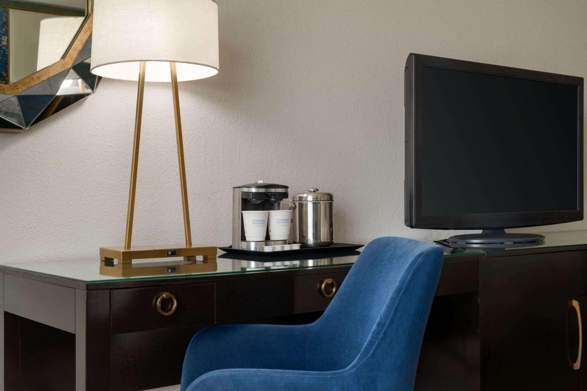 Wyndham Garden Inn Pittsburgh Airport Robinson Township Extérieur photo